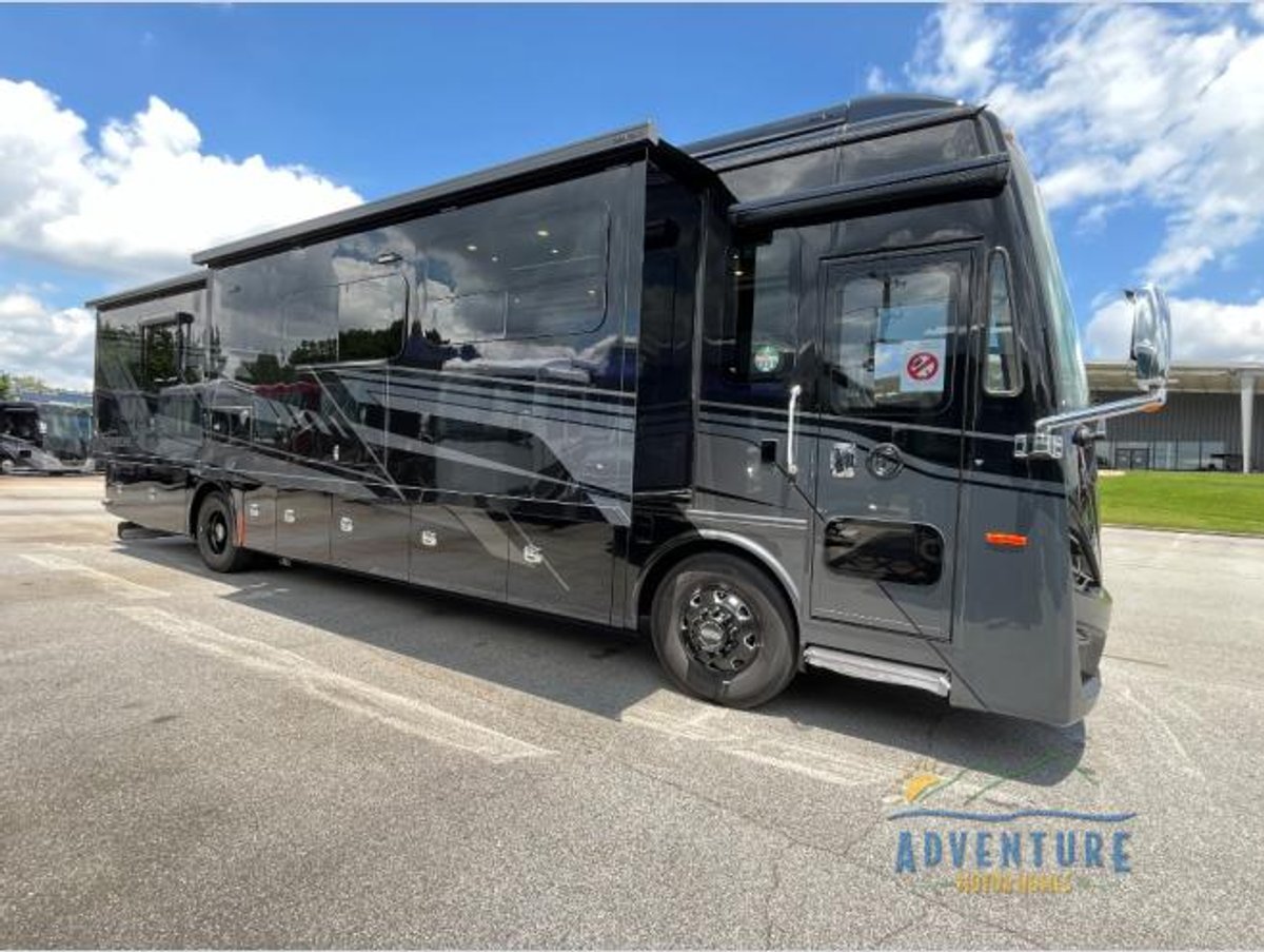 2026 Tiffin Motorhomes Phaeton IH