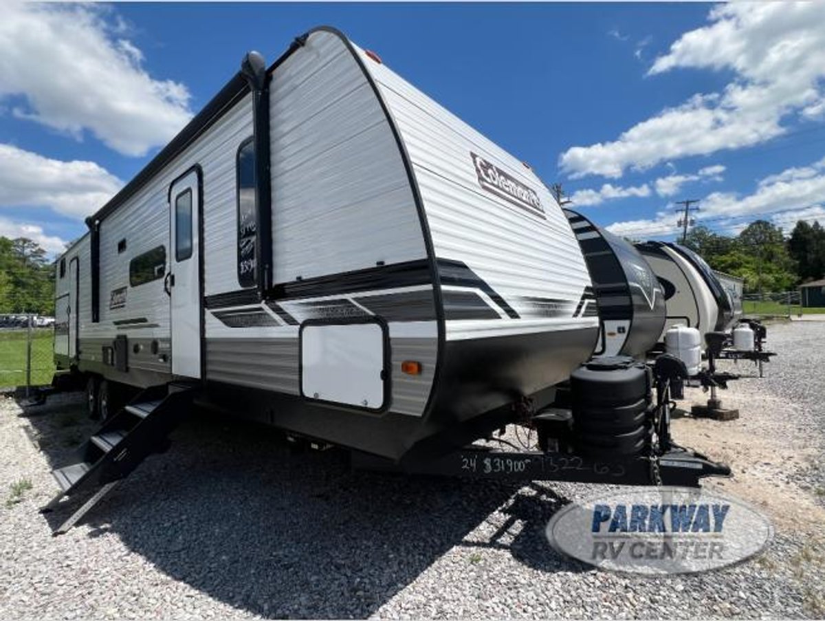 2024 Dutchmen RV Coleman Lantern