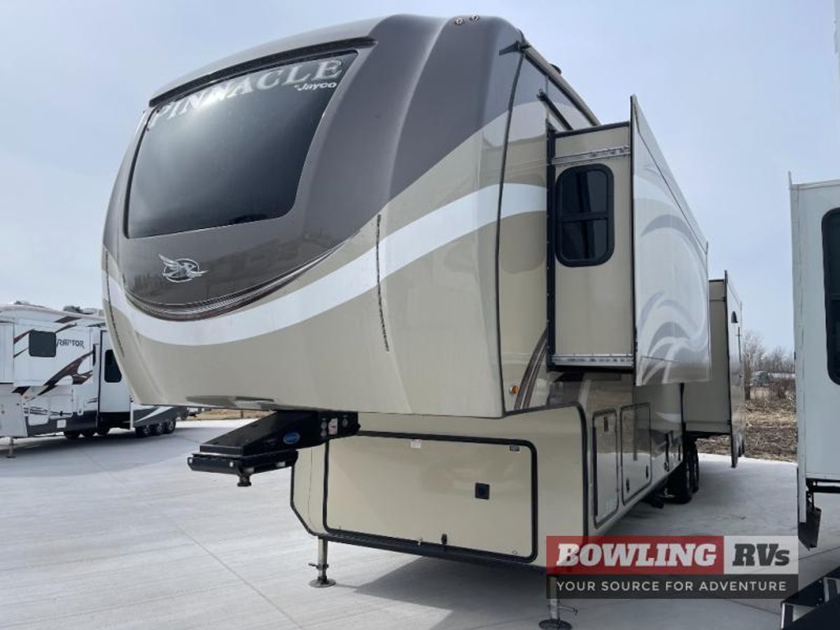 2018 Pinnacle 37RLWS