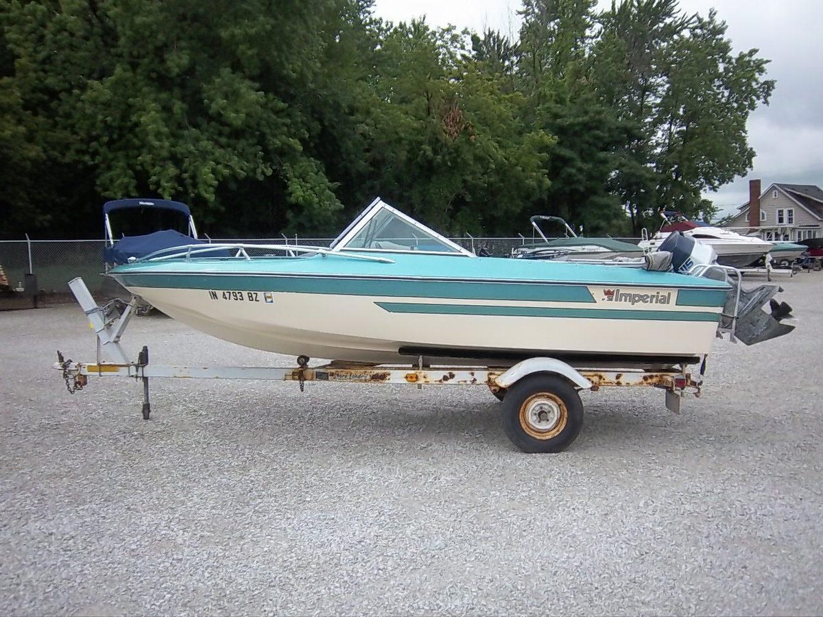 1979 IMPERIAL V 171 BOWRIDER O/B