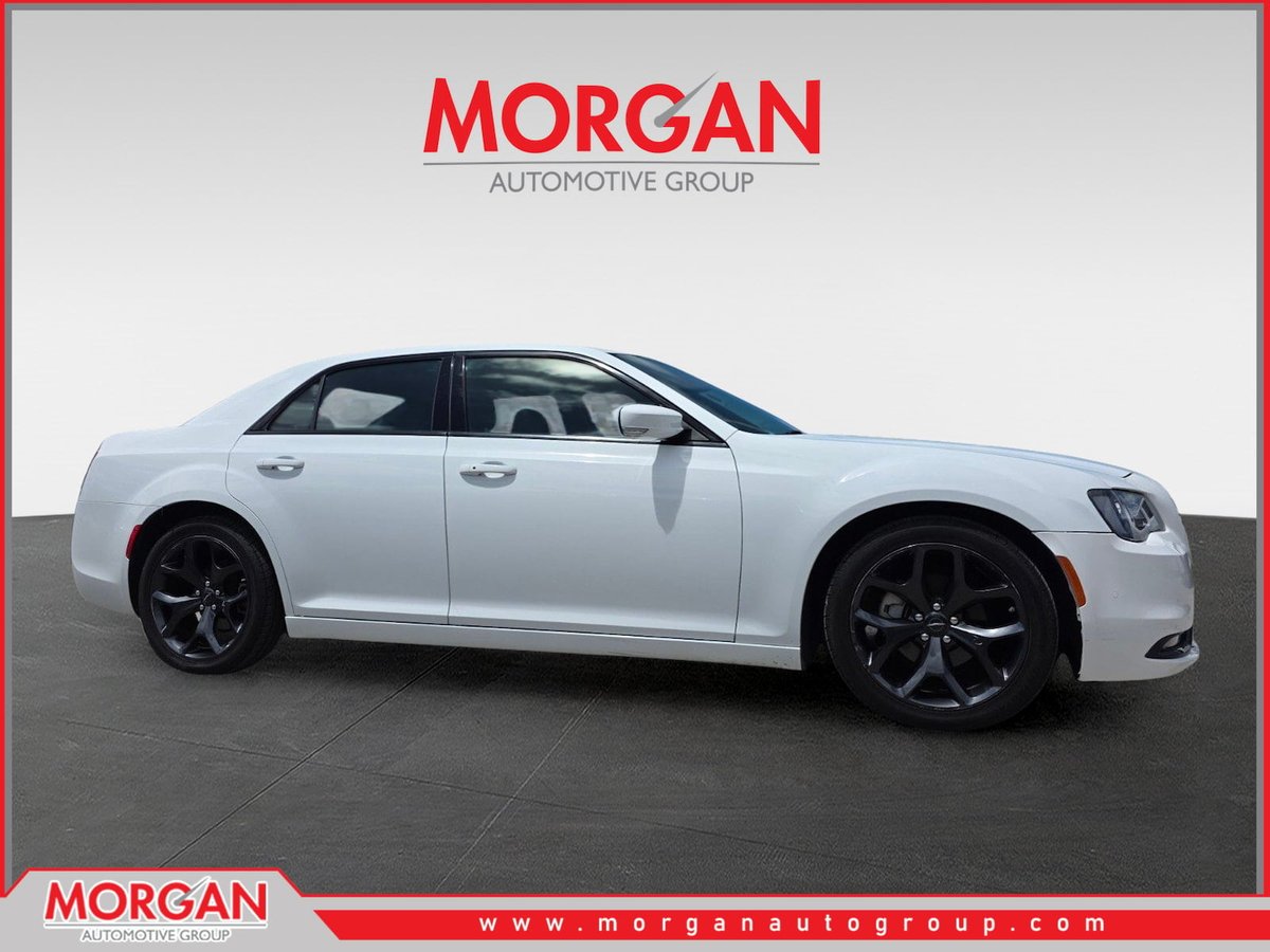 2023 Chrysler 300