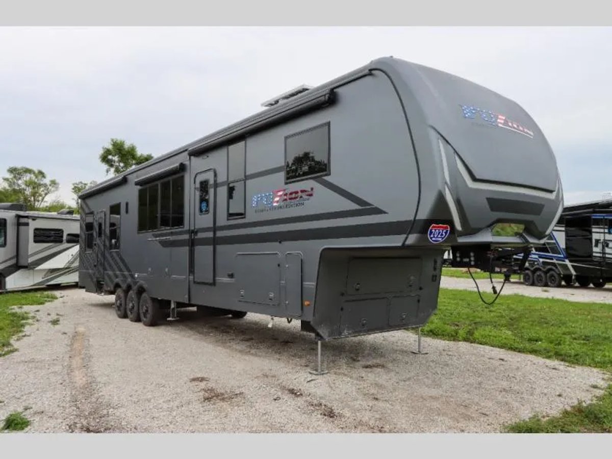2025 Keystone RV Fuzion