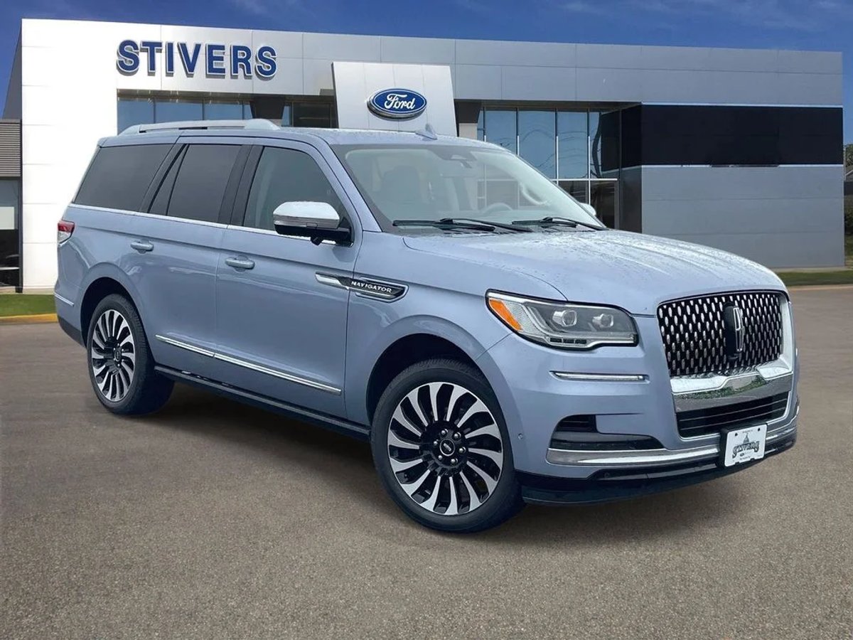 2022 Lincoln Navigator