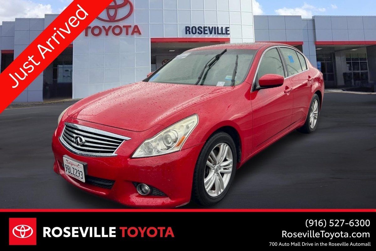 2012 INFINITI G37