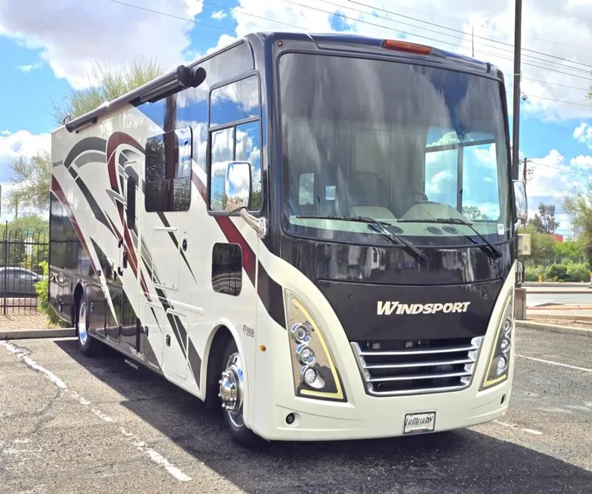2022 Thor Motor Coach WINDSPORT