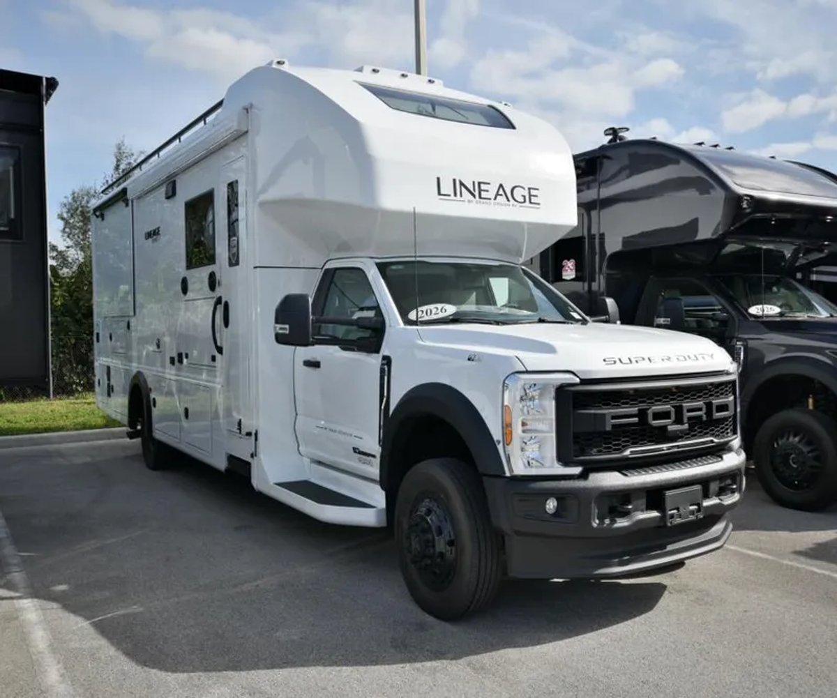 2026 Grand Design LINEAGE SERIES F