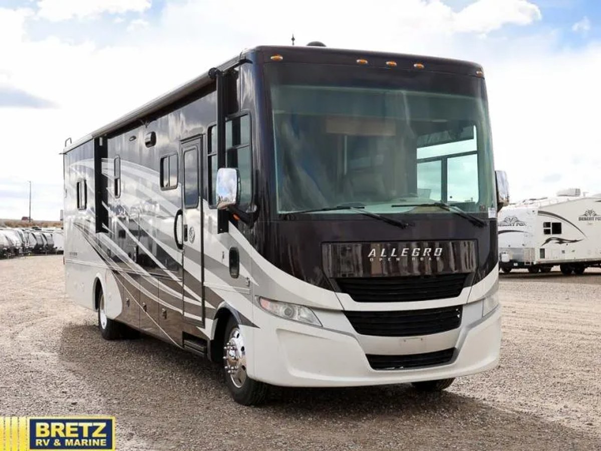 2017 Tiffin Motorhomes Allegro