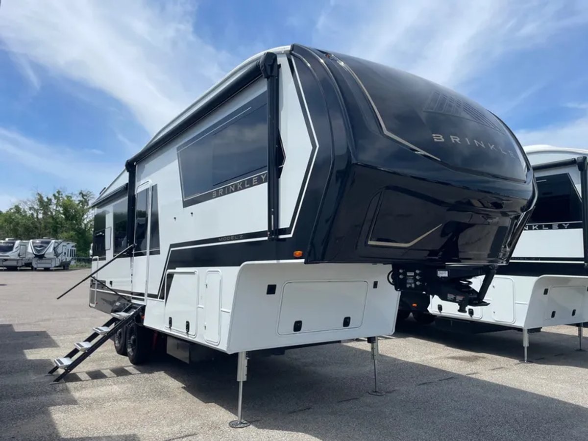 2026 Brinkley RV Model Z
