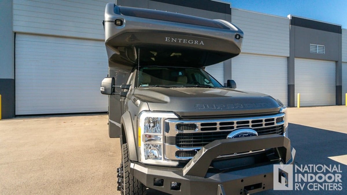 2025 Entegra Accolade Xt