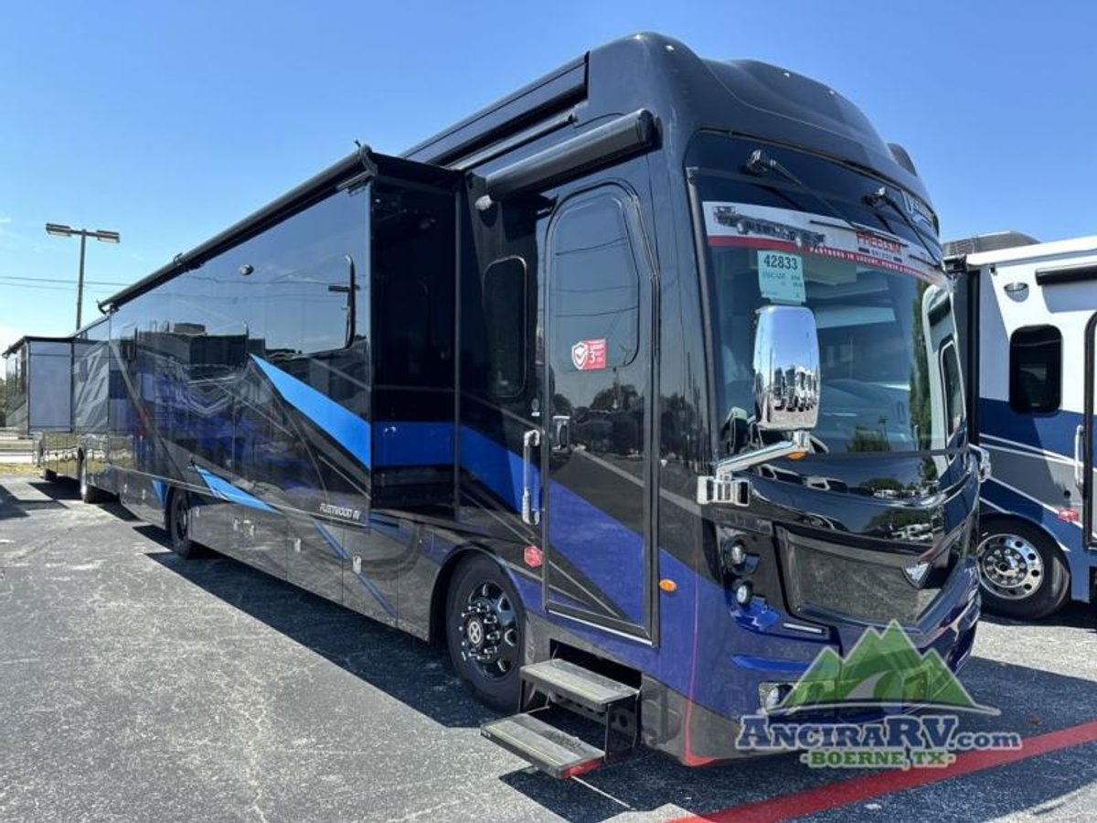 2026 Fleetwood RV Discovery LXE