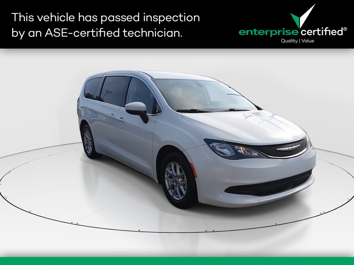 2022 Chrysler Voyager