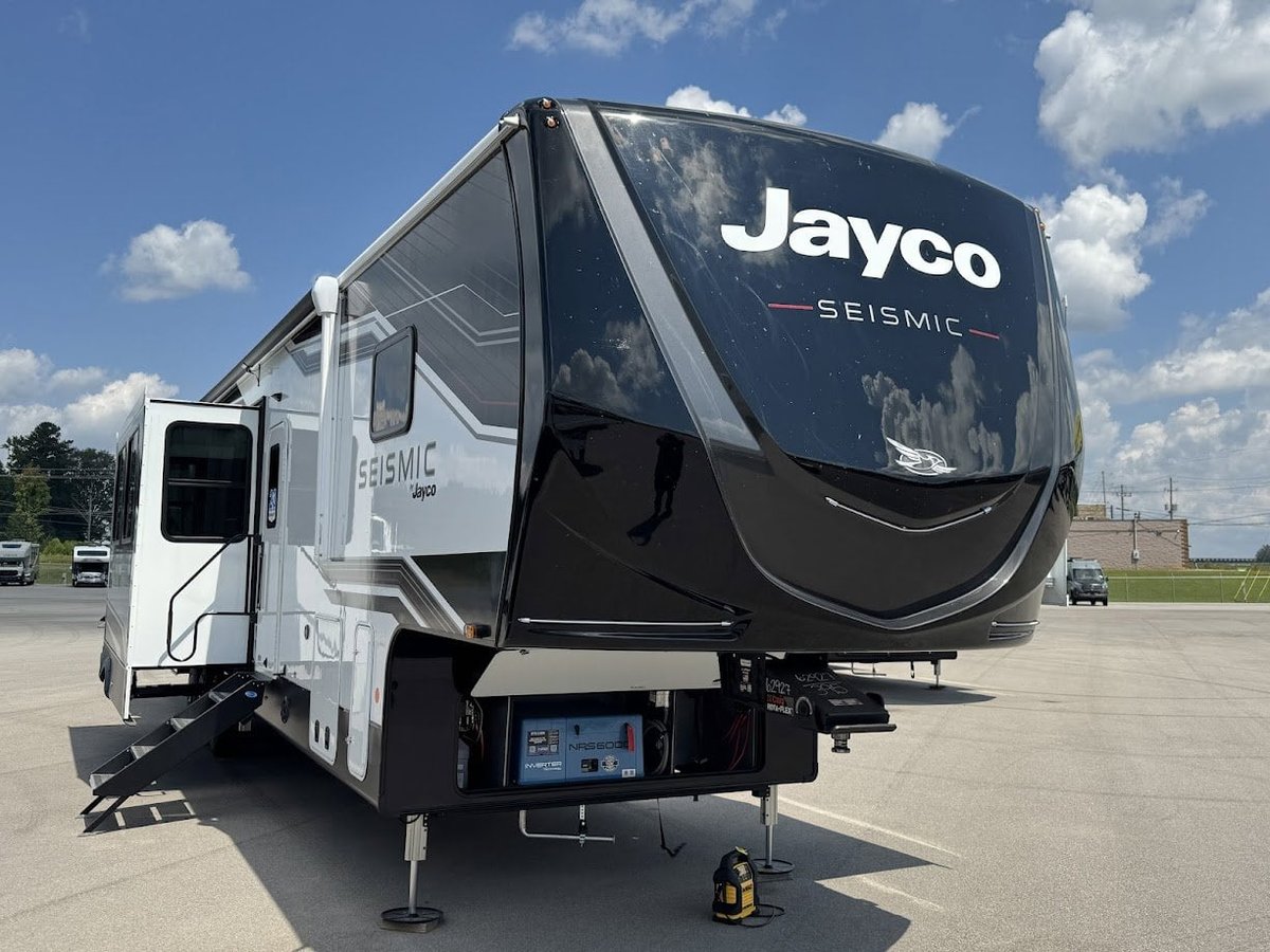 2026 Jayco Seismic
