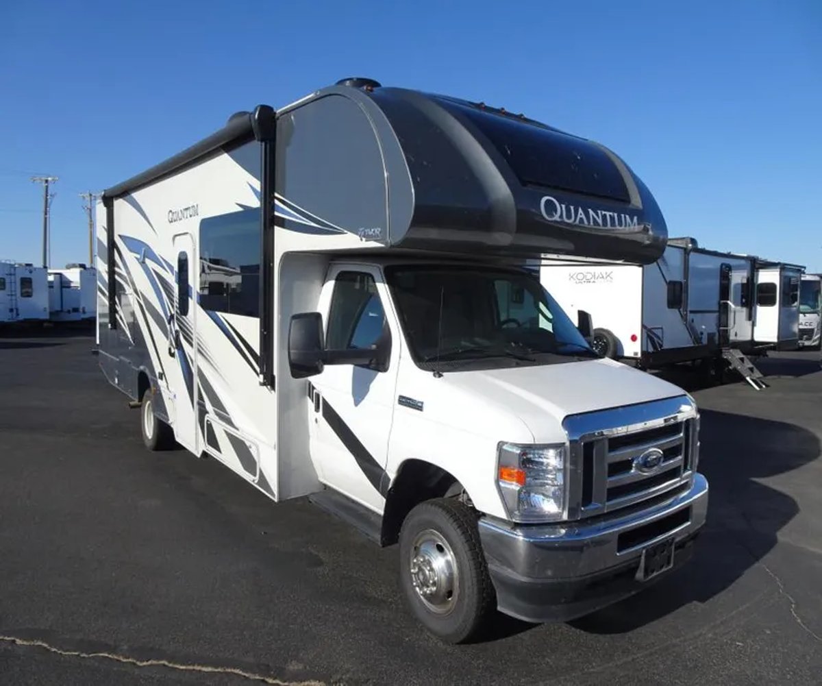 2023 Thor Motor Coach QUANTUM