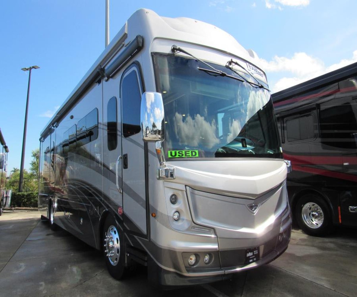 2023 Fleetwood DISCOVERY LXE