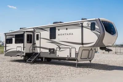 2017 Keystone Montana Legacy