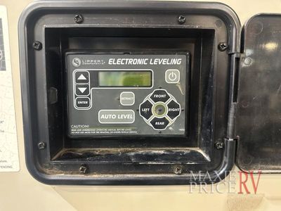 2018 Forest River Rockwood Signature Ultra Lite