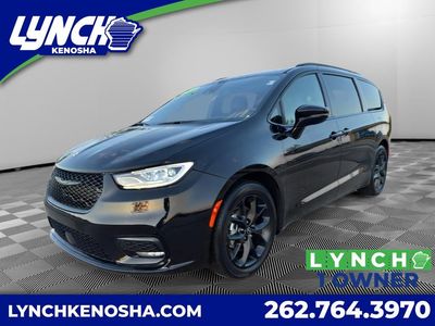 2025 Chrysler Pacifica Limited for sale on Searchshop