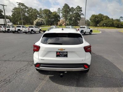 2025 Chevrolet Trax — detail view