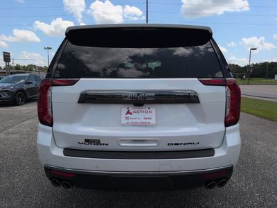 2023 GMC Yukon — detail view