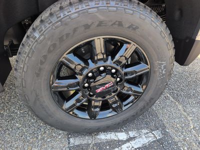 2026 GMC Sierra 2500 HD — detail view