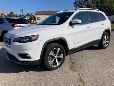 2020 Jeep Cherokee — side profile view