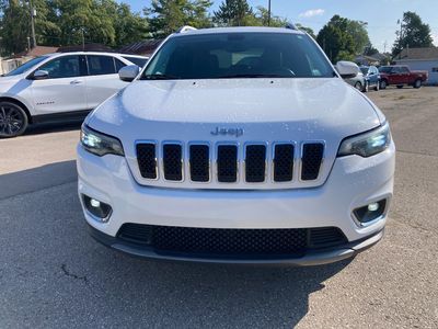 2020 Jeep Cherokee — rear three-quarter view