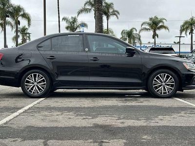2018 Volkswagen Jetta — rear three-quarter view