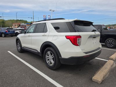2020 Ford Explorer — detail view