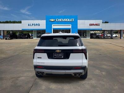 2026 Chevrolet Traverse — side profile view