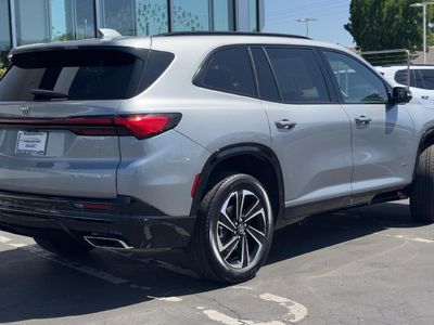 2025 Buick Enclave — detail view