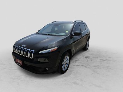 2017 Jeep Cherokee — interior view