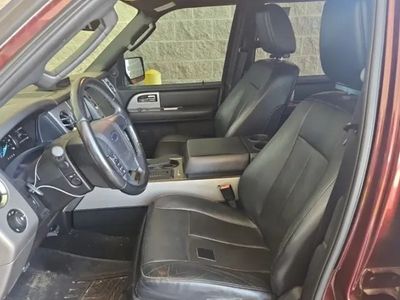 2015 Ford Expedition EL — detail view