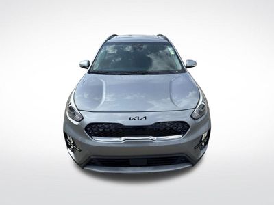2022 Kia Niro — side profile view