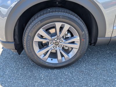 2026 Ford Explorer — detail view