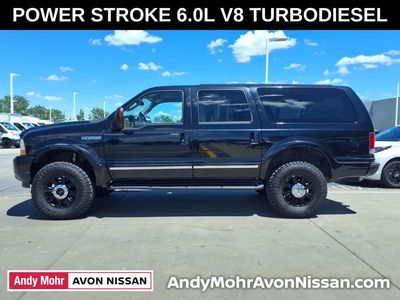 2004 Ford Excursion — detail view