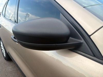 2020 Ford Escape — detail view