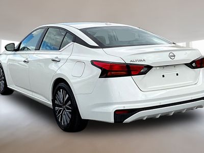2025 Nissan Altima — interior view