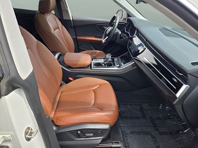 2022 Audi Q8 — interior view