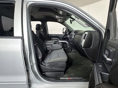 2017 Chevrolet Silverado 1500 — detail view