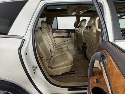 2012 Buick Enclave — detail view
