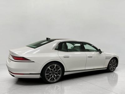 2025 Genesis G90 — rear three-quarter view