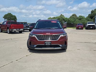 2022 Kia Carnival — side profile view