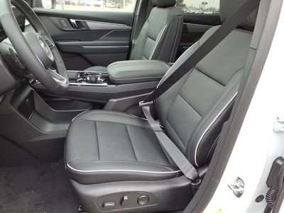 2026 Buick Enclave — detail view