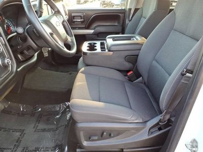 2017 Chevrolet Silverado 1500 — detail view
