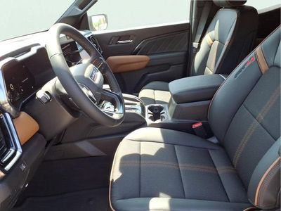 2026 GMC Canyon — detail view