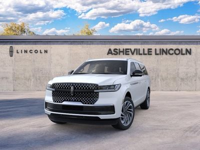2026 Lincoln Navigator L — side profile view
