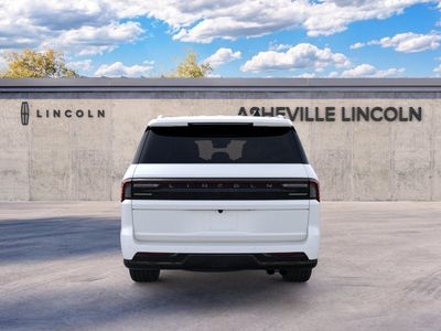 2026 Lincoln Navigator L — detail view