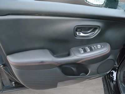 2027 Honda HR-V — detail view