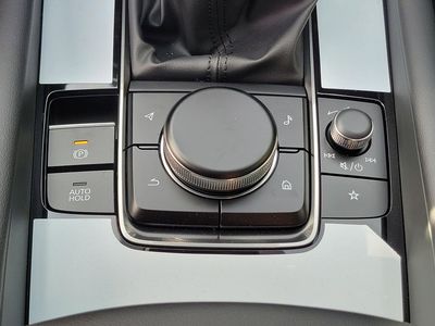 2026 Mazda Mazda3 - Photo 32