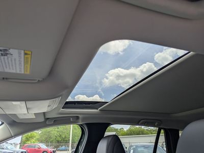 2026 Mazda CX-50 - Photo 15
